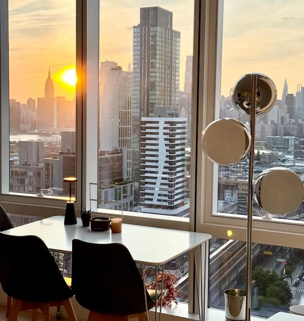 1 Stop To Midtown Amazing View Luxury High Rise Corner 1 Bedroom Apartment New York 0*,  États-Unis